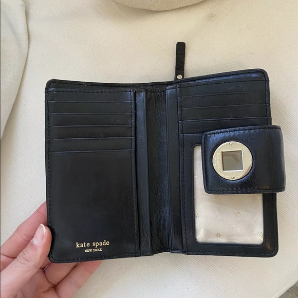 COPY - Kate Spade Quilted Clutch Wallet - Picture 4 of 6